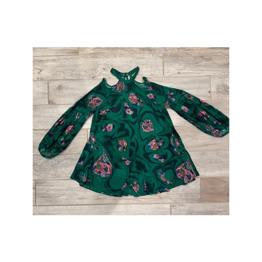 Free People Drift Away Cold Shoulder Tunic / Mini Dress Size: S Color: Green - Picture 3 of 9